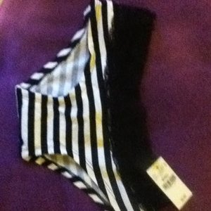 Underwear Lot is being swapped online for free