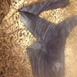 Jeggings is being swapped online for free