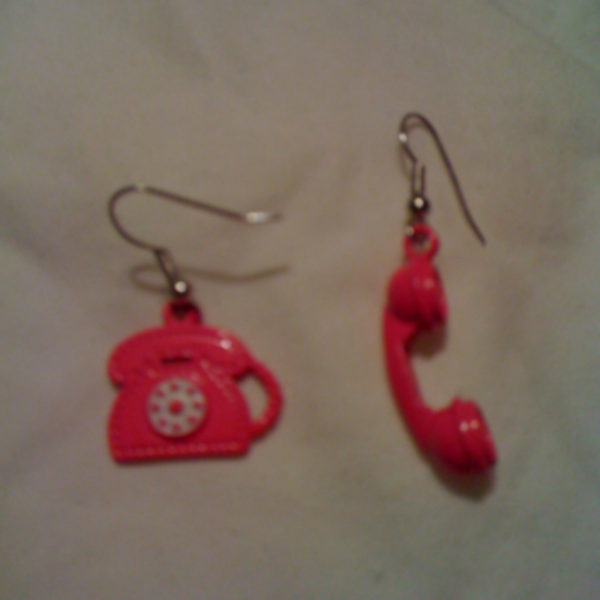 Teephone earrings! =) is being swapped online for free
