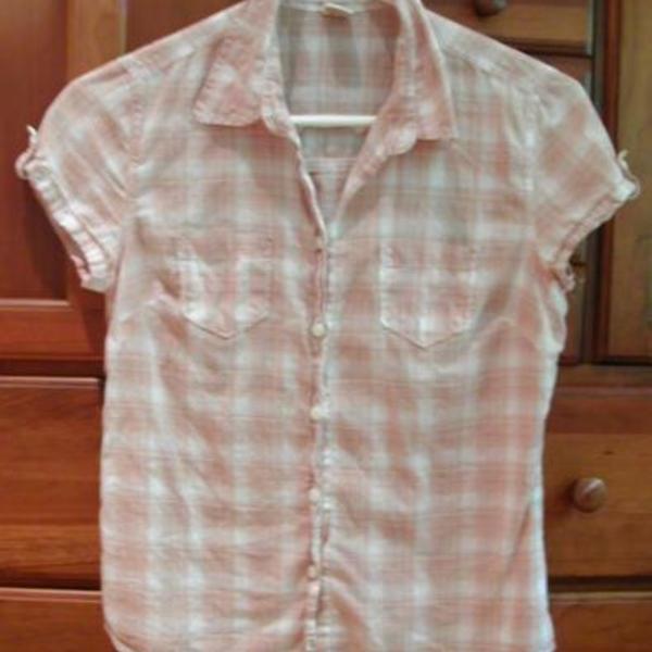 *Abercrombie Peach Button Front is being swapped online for free