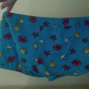 Sea Shell pj's is being swapped online for free