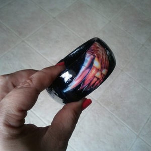 bangle for jess is being swapped online for free