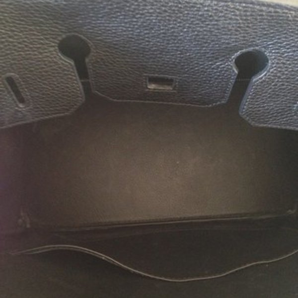 Hermes Birkin 35 Black with Silver Hardware is being swapped online for free