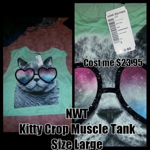 Nwt cat crop muscle tank is being swapped online for free