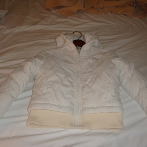 WHITE puffy JACKET XS to SMALL is being swapped online for free