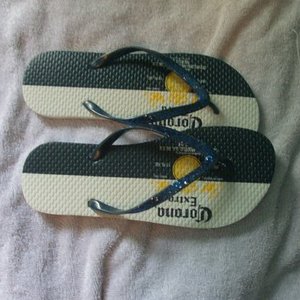 Corona Extra Flip Flops size 6 is being swapped online for free