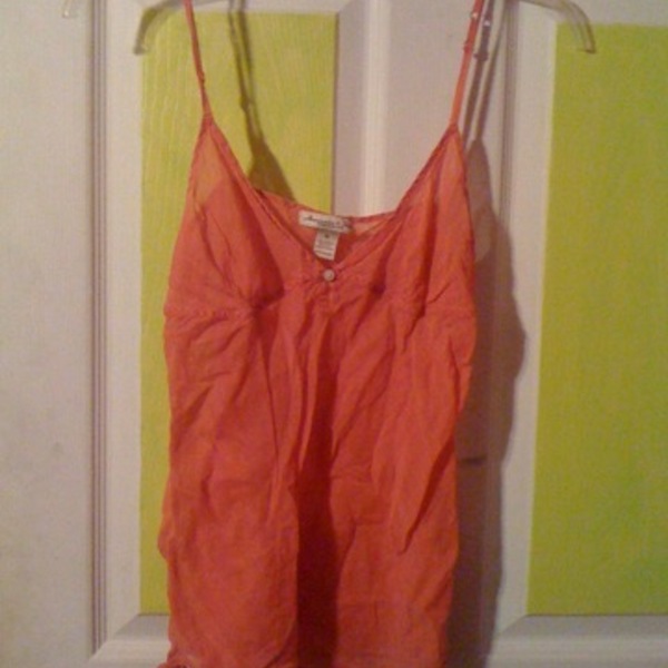 Abercrombie and Fitch Tank is being swapped online for free