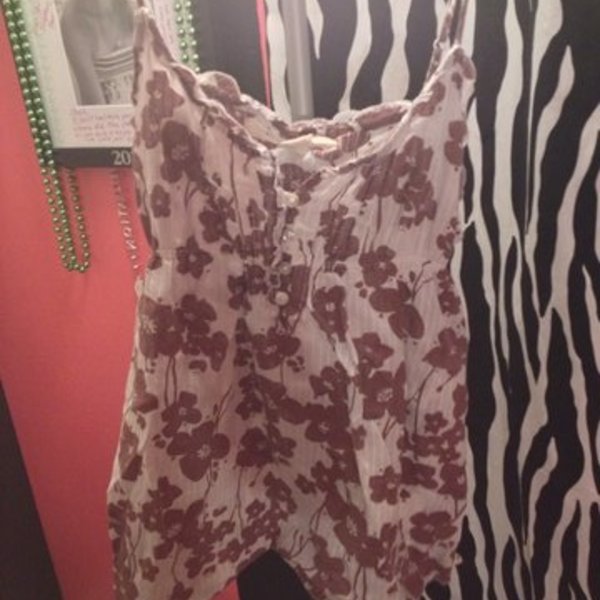 Hollister Tank is being swapped online for free