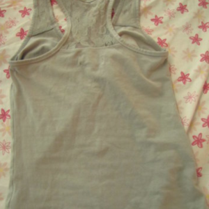 Gray Hollister racerback tank is being swapped online for free