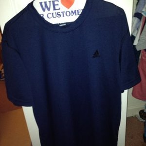 BNWT Adias Men's Workout Tee is being swapped online for free