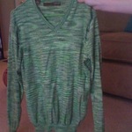 Perry Ellis Long Sleeve Sweater is being swapped online for free