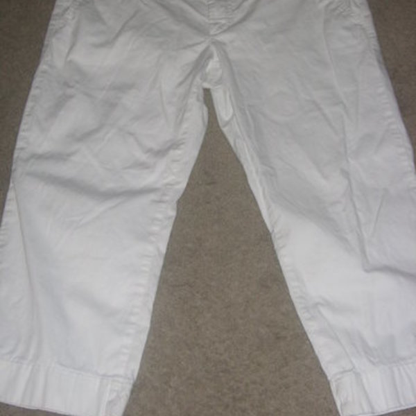 Tommy Hilfiger Pajama Pants is being swapped online for free