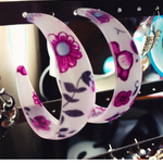 Earrings is being swapped online for free