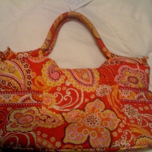 Vera Bradley Purse is being swapped online for free