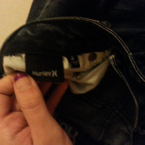 hurley skinny fit jeggings sz3 is being swapped online for free