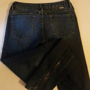 hurley skinny fit jeggings sz3 is being swapped online for free