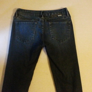 hurley skinny fit jeggings sz3 is being swapped online for free