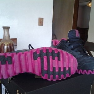 Reebox shoes New   is being swapped online for free