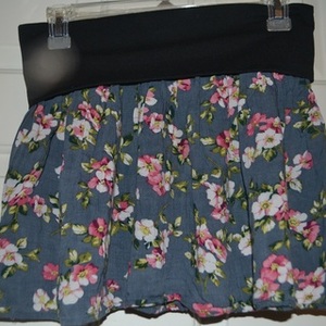 Floral Skirt is being swapped online for free