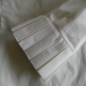 TRADED New Antonio Melani Small White Business Top  is being swapped online for free