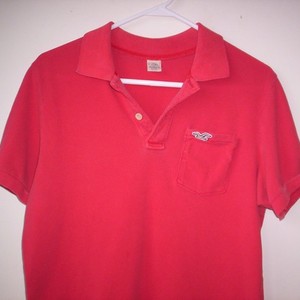 Mens Hollister Salmon Polo Shirt Large is being swapped online for free