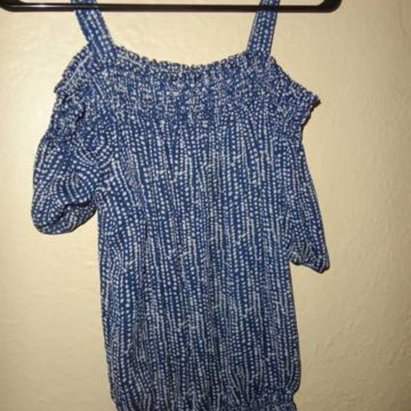 Forever 21 top S is being swapped online for free