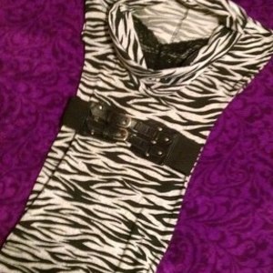 zebra dress is being swapped online for free