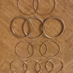 12 Set Bangle Bracelets  is being swapped online for free