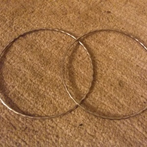 12 Set Bangle Bracelets  is being swapped online for free