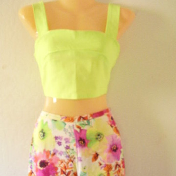 nasty gal crop top size s is being swapped online for free