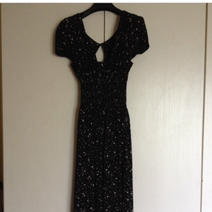 GUESS party/cocktail black dress with stars M is being swapped online for free