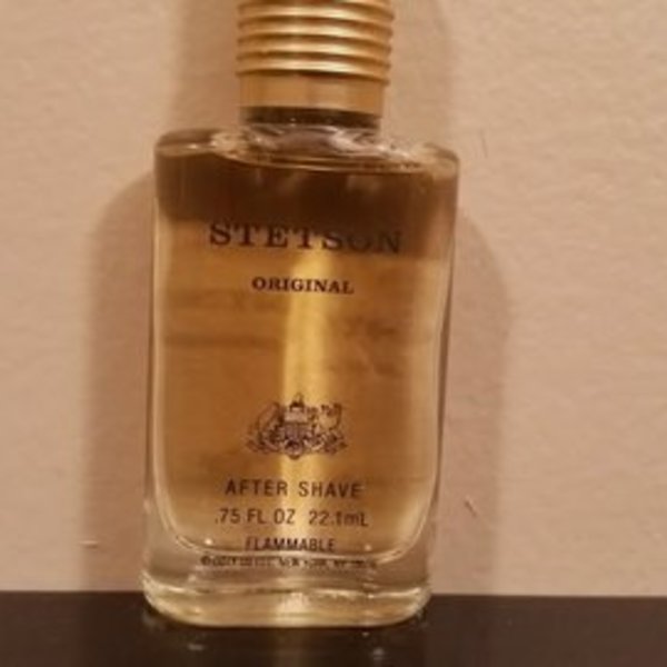 Stetson Original Men's After Shave is being swapped online for free