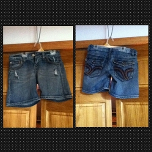 vanilla star jean capris is being swapped online for free