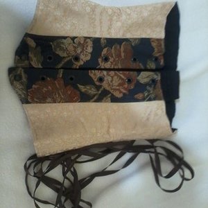 Steel Boned Corset: 24" Waist Fully Closed! is being swapped online for free