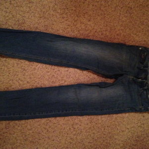 Hollister Jeans is being swapped online for free