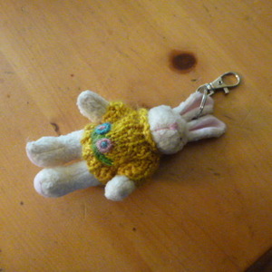 2 Keychains is being swapped online for free