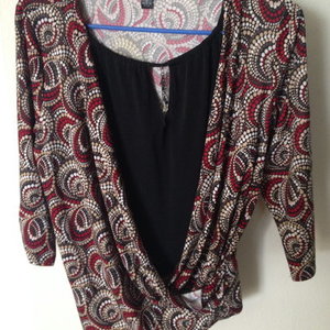 AGB Top Women's Small is being swapped online for free