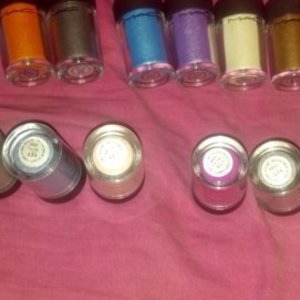 MAC pigment samples 1/4 tsp is being swapped online for free