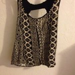 Black And White Tribal M Tank (Wet Seal) is being swapped online for free