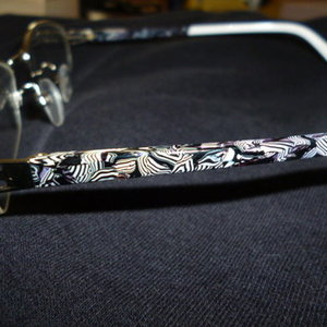 silver half rim glasses is being swapped online for free