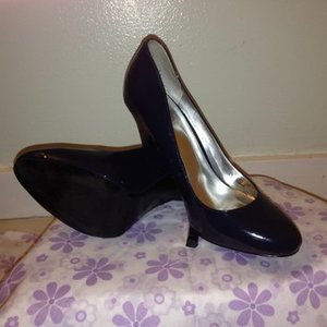 Blue pumps 7 is being swapped online for free