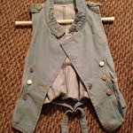 Blue jean vest is being swapped online for free