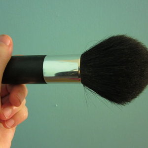 large fluffy brush is being swapped online for free