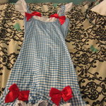 dorthy costume is being swapped online for free