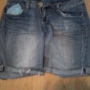 Highly Distressed Denim Shorts is being swapped online for free