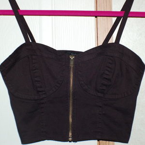 Nollie Pac Sun Crop Top is being swapped online for free