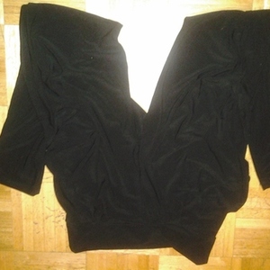 cropped pants is being swapped online for free