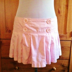Roxy Skirt~ Pastel Pink, Pleated  Size 5 is being swapped online for free