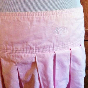 Roxy Skirt~ Pastel Pink, Pleated  Size 5 is being swapped online for free