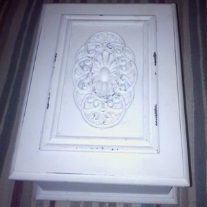 Vintage inspired solid wooden Box is being swapped online for free